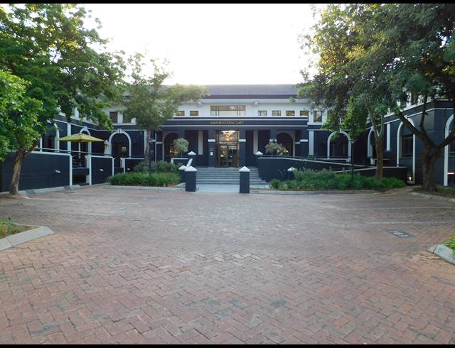 312M² OFFICE TO LET IN HYDE PARK